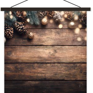 Posterhanger incl. Poster 40×40 cm – Schoolplaat – Kerstdecoratie – Houten – Dennenappel – Bruin – Textielposter – Zwarte latten Posterhanger incl. Poster 40×40 cm – Schoolplaat – Kerstdecoratie – Houten – Dennenappel – Bruin – Textielposter – Zwarte latten